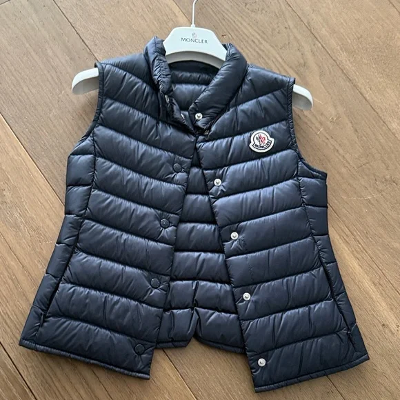 Moncler authentic Liane Gilet navy blue fitted girls down vest size 8A - Picture 1 of 10